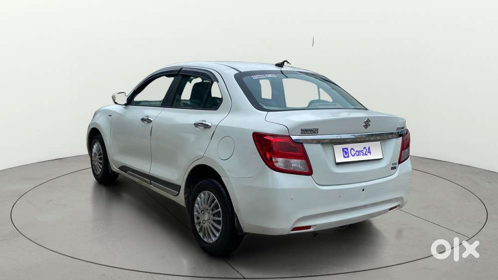 Maruti Suzuki Swift Dzire Amt Vxi, 2018, Petrol
