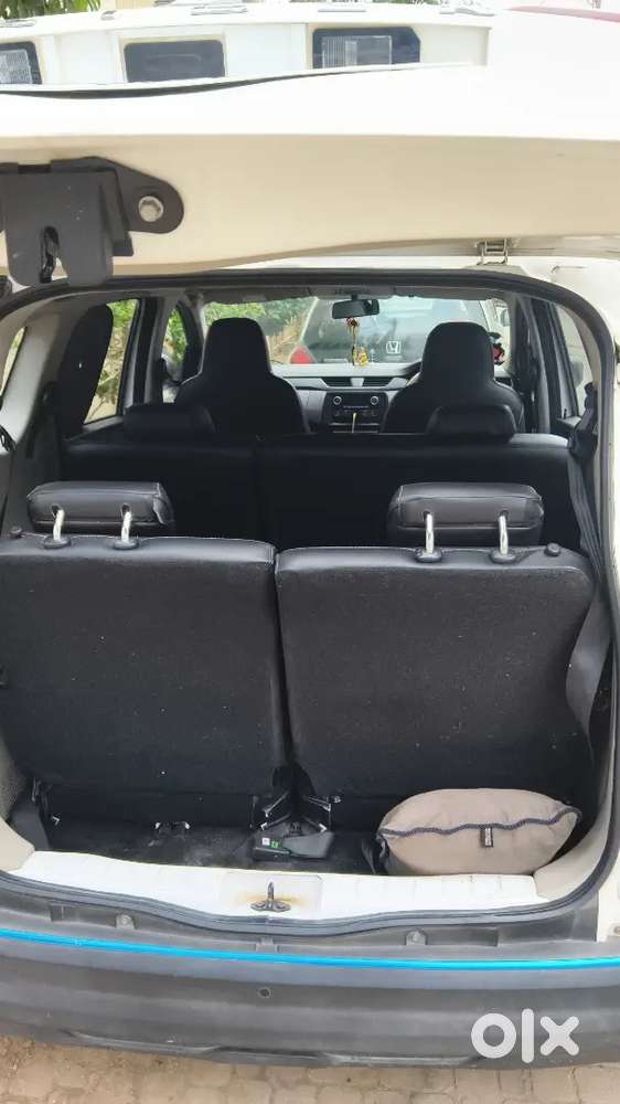 Renault Triber 2022 Petrol Very Well Maintained