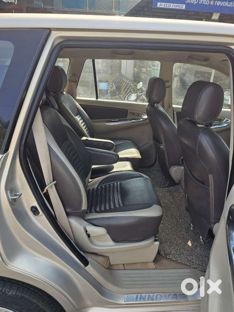 Toyota Innova 2014 Diesel Well Maintained