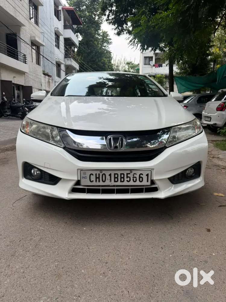 Honda City 1.5 V Petrol 2015