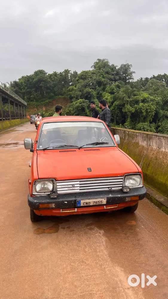 Vintage Maruti Ss80 Dolphin