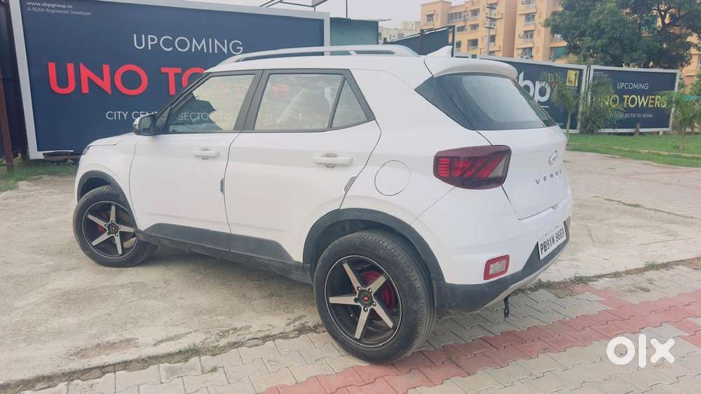 Hyundai Venue 1.2 S Plus, 2021, Petrol