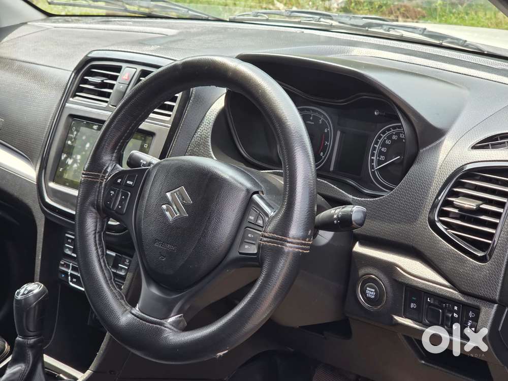 Maruti Suzuki Brezza 1.5 Zxi Smart Hybrid, 2021, Petrol