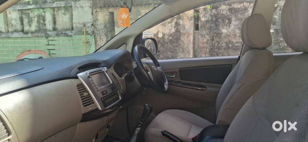 Toyota Innova 2.5 Vx 8 Str, 2015, Diesel