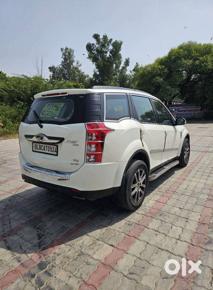 Mahindra Xuv500 W9 At 1.99, 2018, Diesel