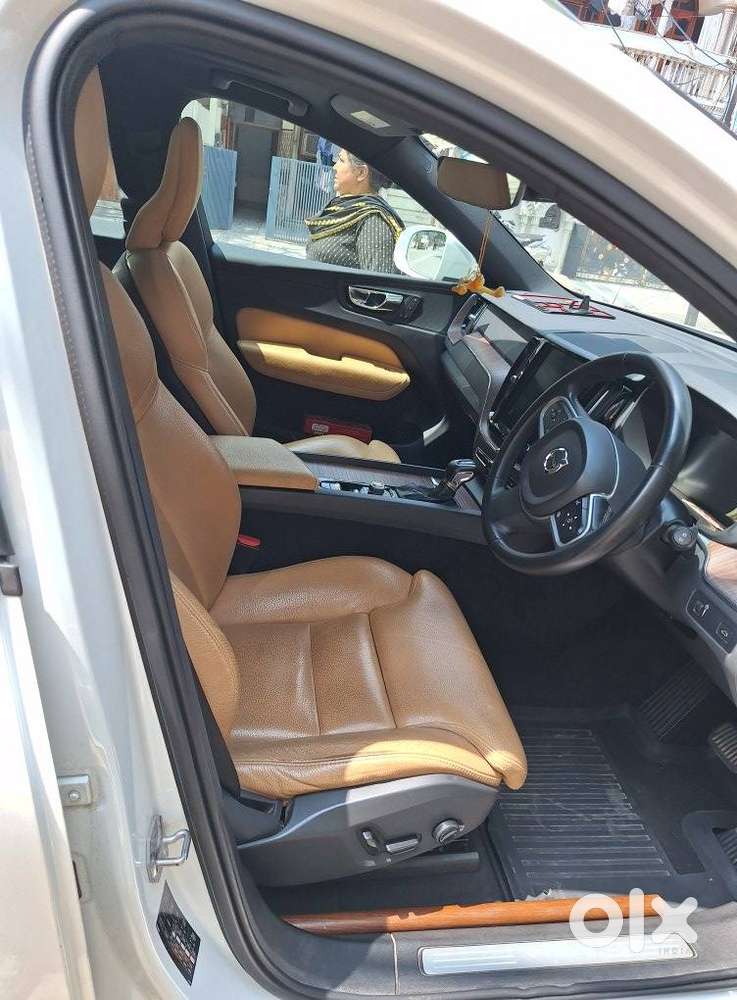 Volvo Xc60 D4 Kinetic, 2019, Diesel