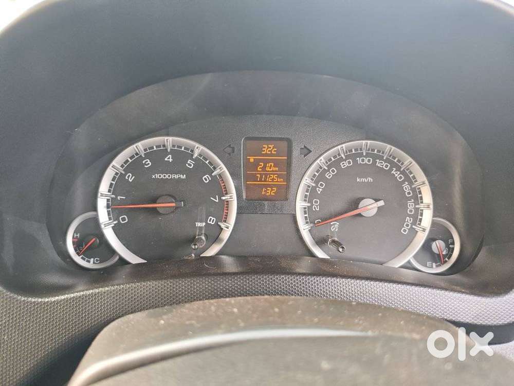 Maruti Suzuki Swift 2018 Zxi Plus, 2013, Petrol