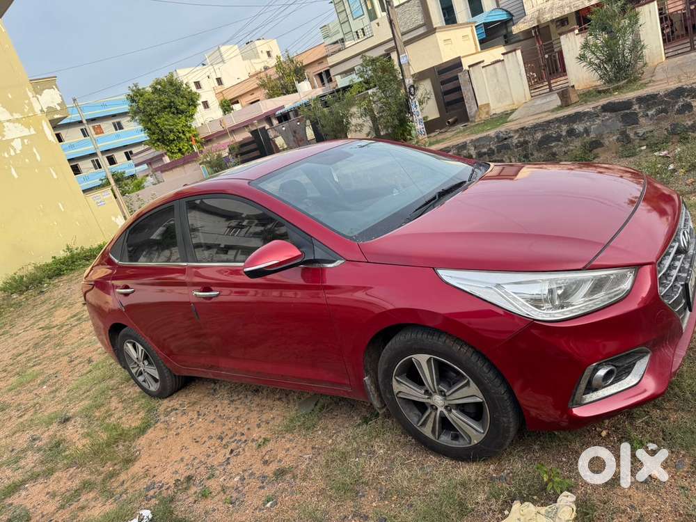Hyundai Verna Crdi 2017 Top End For Sale