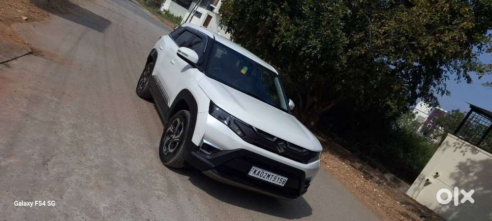 Maruti Suzuki Brezza 1.5 Vxi Cng, 2023, Cng & Hybrids