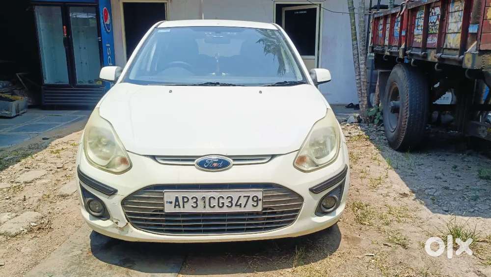 2013 Model Ford Figo