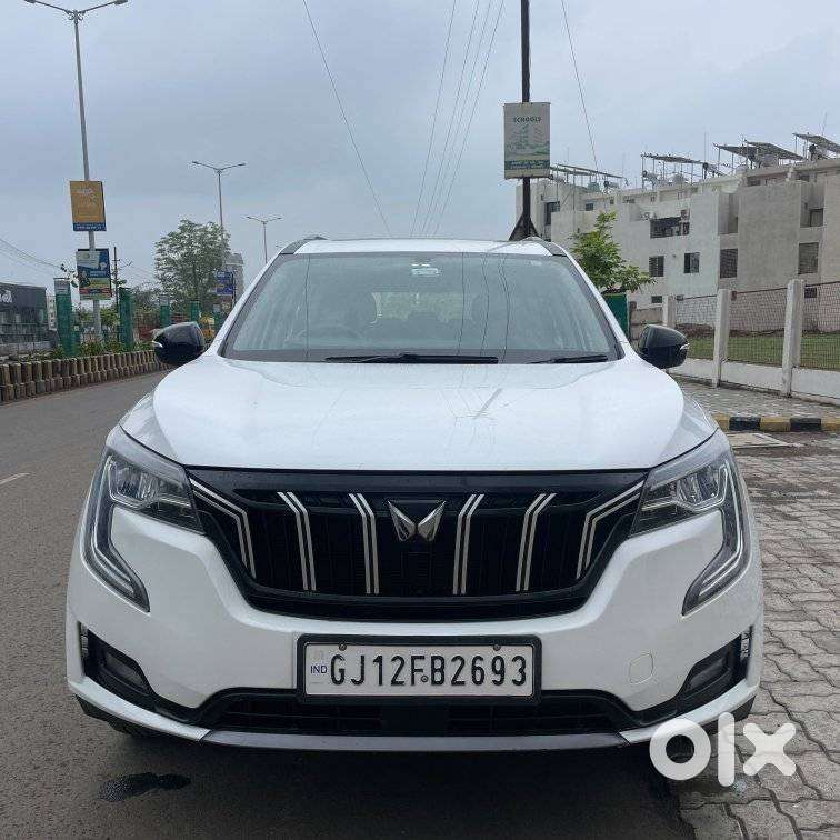Mahindra Xuv700 2.2 Ax 5 Diesel At 7 Str, 2022, Diesel