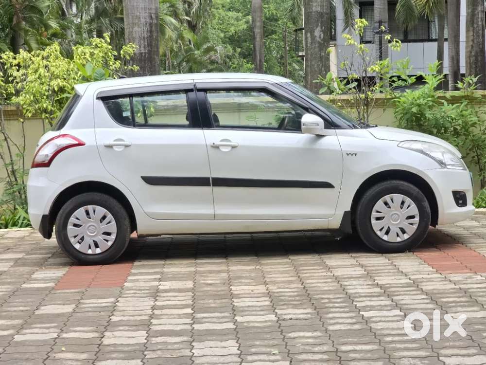 Maruti Suzuki Swift Vxi, 2013, Petrol