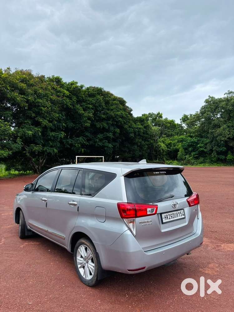 Toyota Innova Crysta 2018 Car