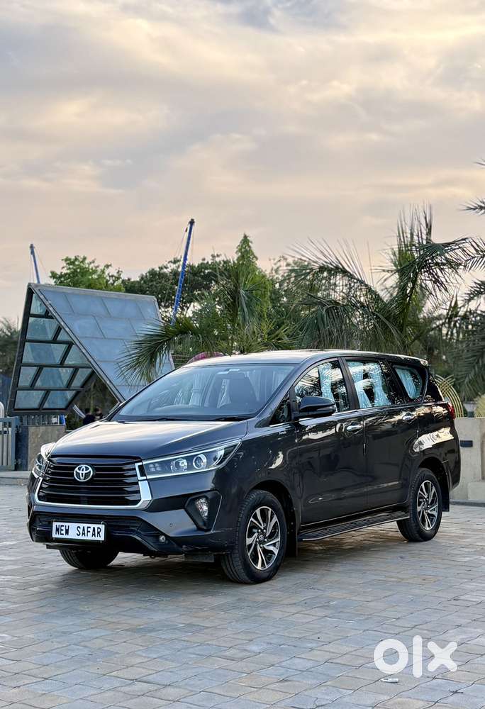 Toyota Innova Crysta 2.4 V 8 Str, 2022, Diesel