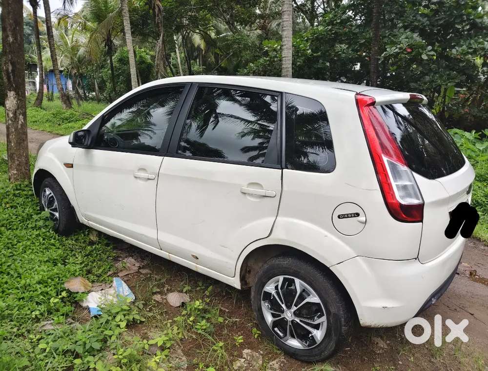 Ford Figo Diesel Zxi 2013