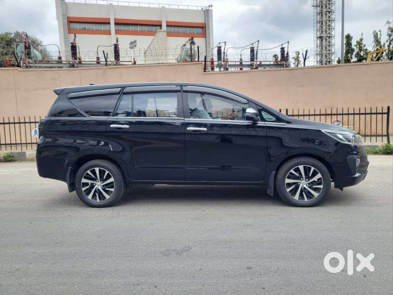 Toyota Innova Crysta [2020-ongoing] 2.7 Zx At 7 Str, 2022, Petrol