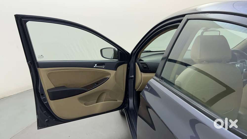 Hyundai Verna 1.6 Sx Vtvt (o) At, 2013, Petrol