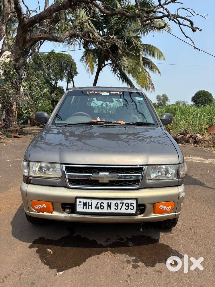 Chevrolet Tavera 2011 Diesel Good Condition, 4 Tyres 100 %