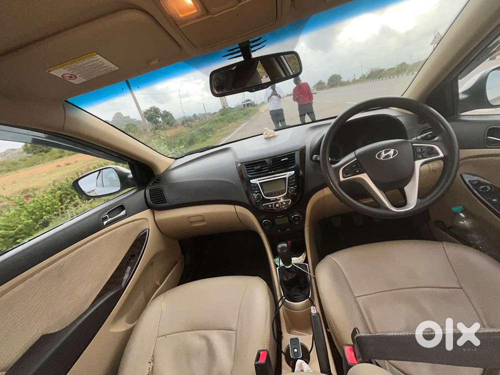Hyundai Fluidic Verna 2011 Car