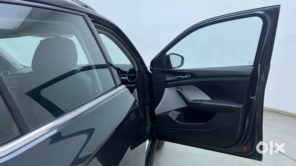 Skoda Kushaq Style 1.0l Tsi Mt, 2023, Petrol