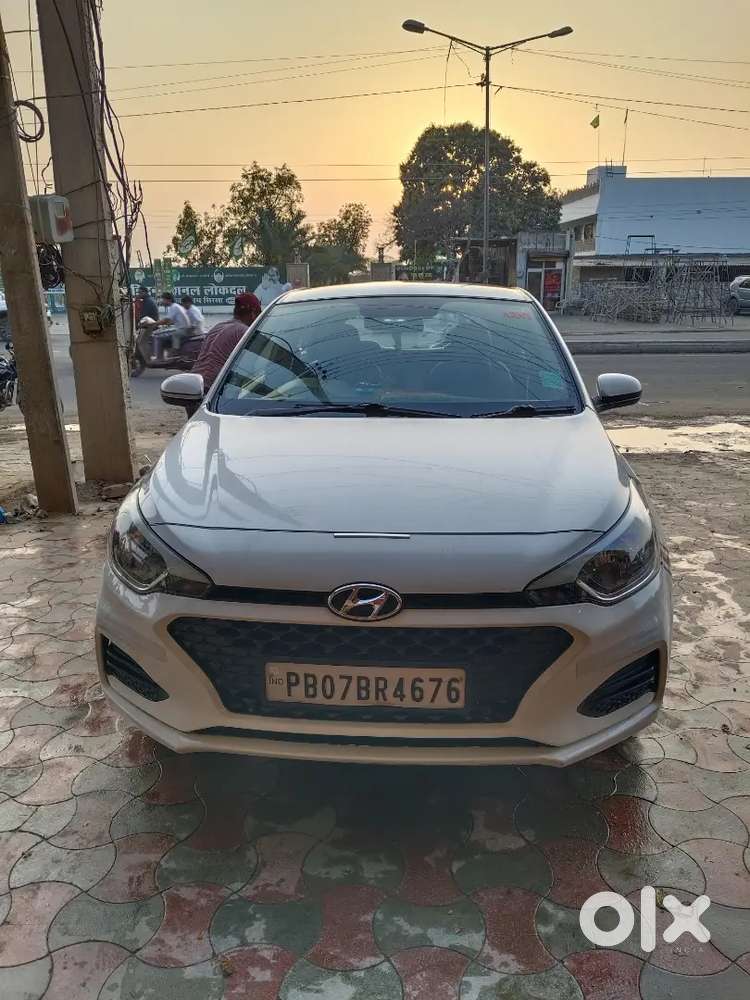 Hyundai I20 2018 Petrol 46000 Km Driven