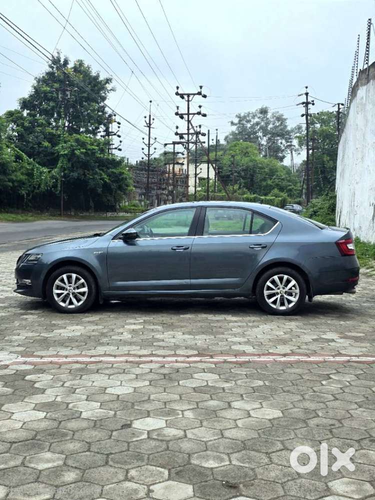 Skoda Octavia 2.0 L K Tsi At, 2019, Petrol