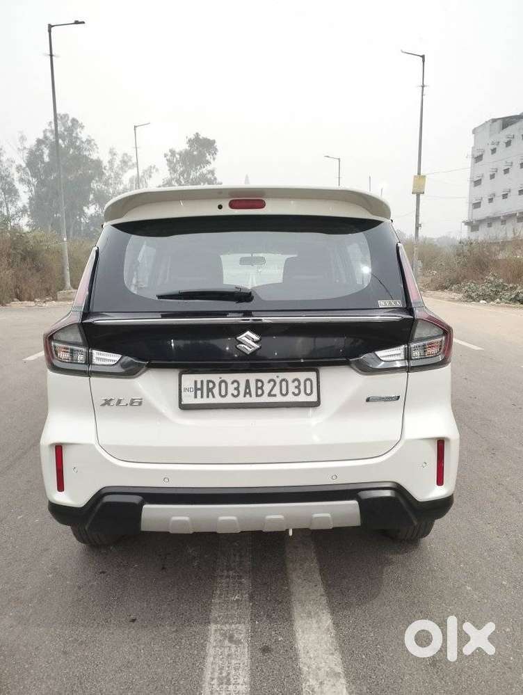 Maruti Suzuki Xl6 1.5 Alpha Plus At, 2022, Petrol