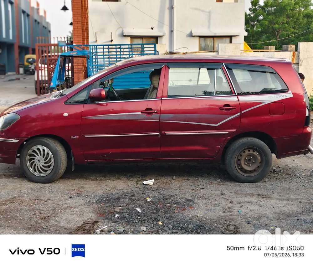 Toyota Innova Hycross 2.0 2005
