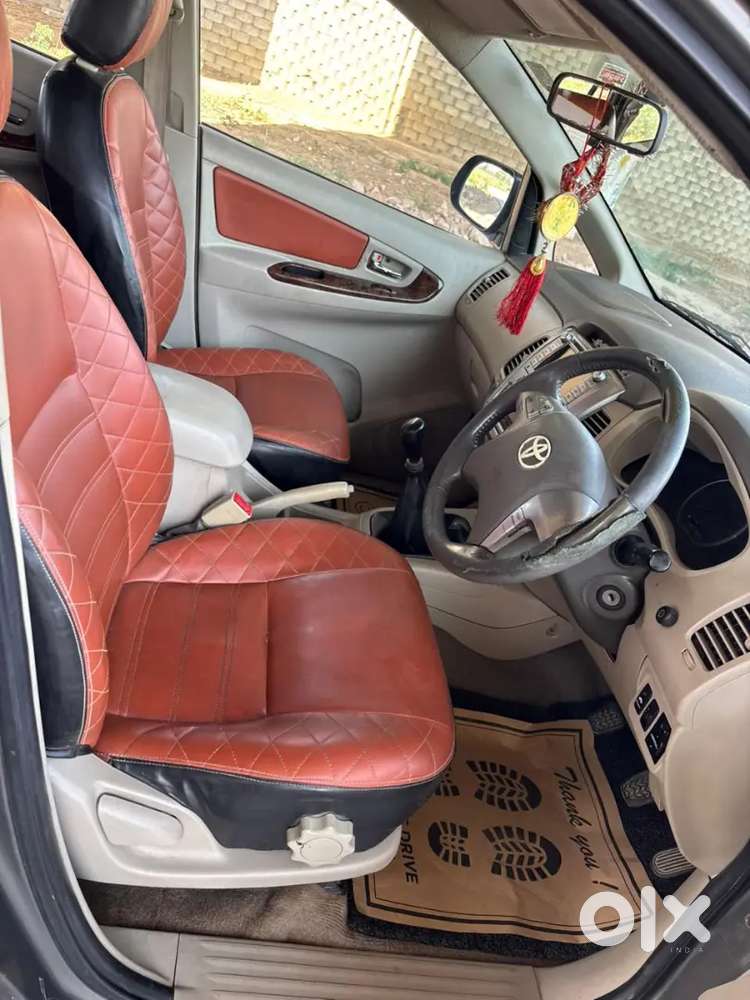 Innova First Owner V Top Model