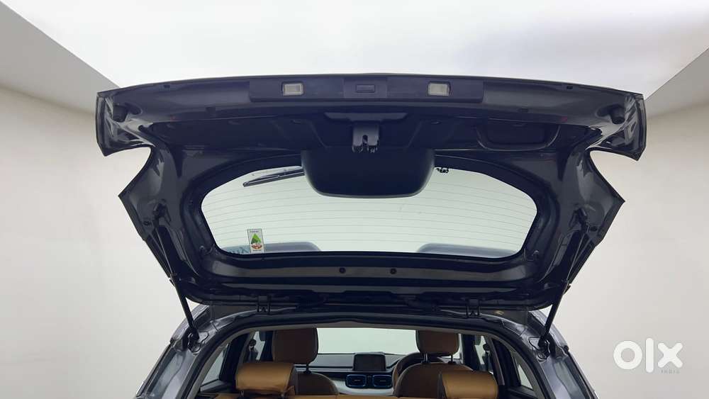 Tata Punch Creative Dual Tone Amt Sunroof, 2023, Petrol