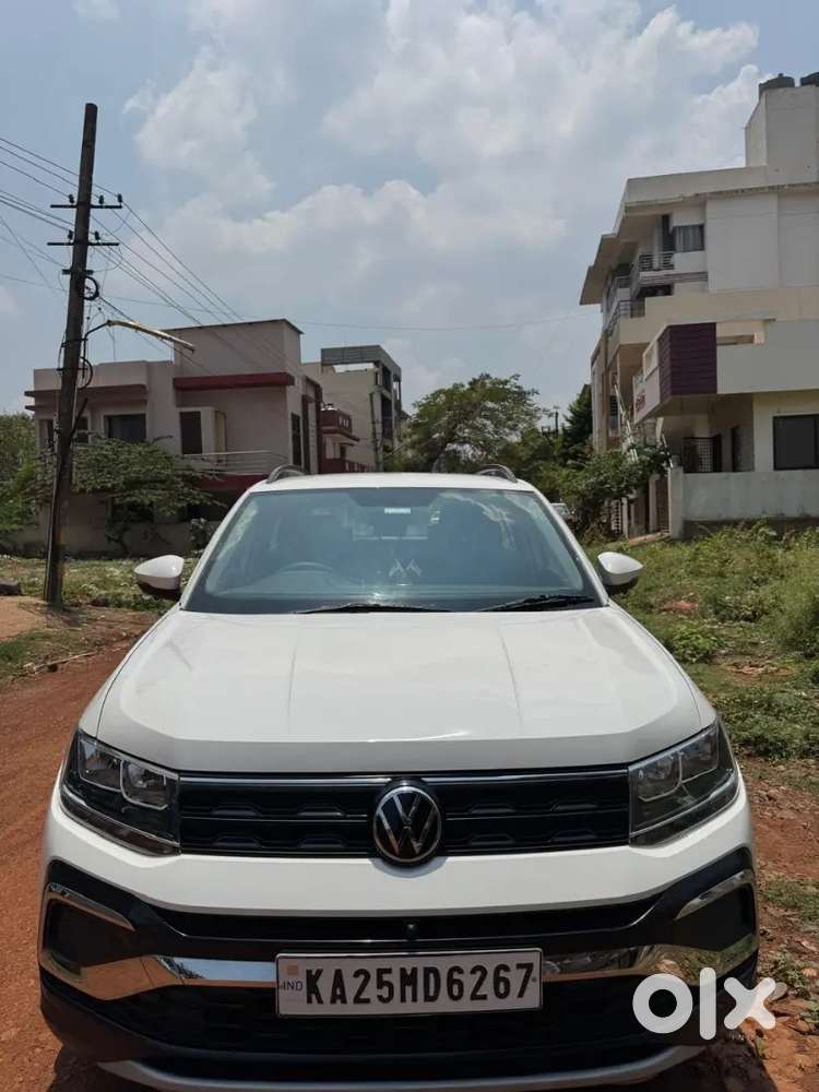 Volkswagen Taigun 2022 Petrol 23500 Km Driven
