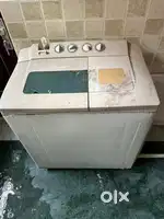 LG 8 Kg Semi Automatic Washing Machine