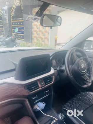 Maruti Suzuki Brezza 2025 Petrol Well Maintained