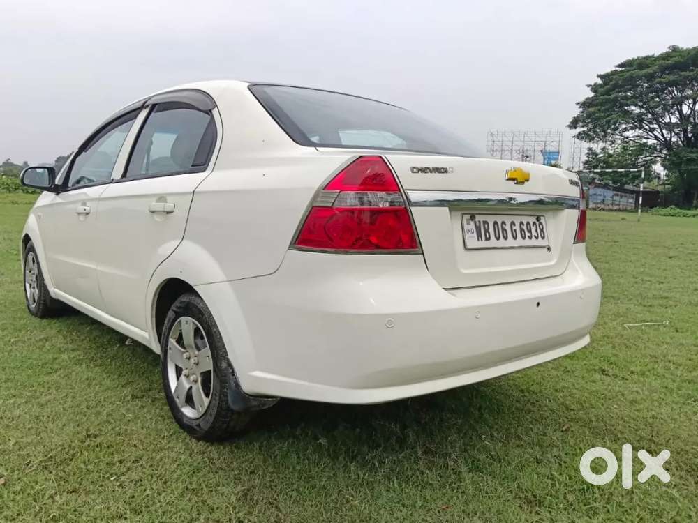 Chevrolet Aveo, 2011, Petrol