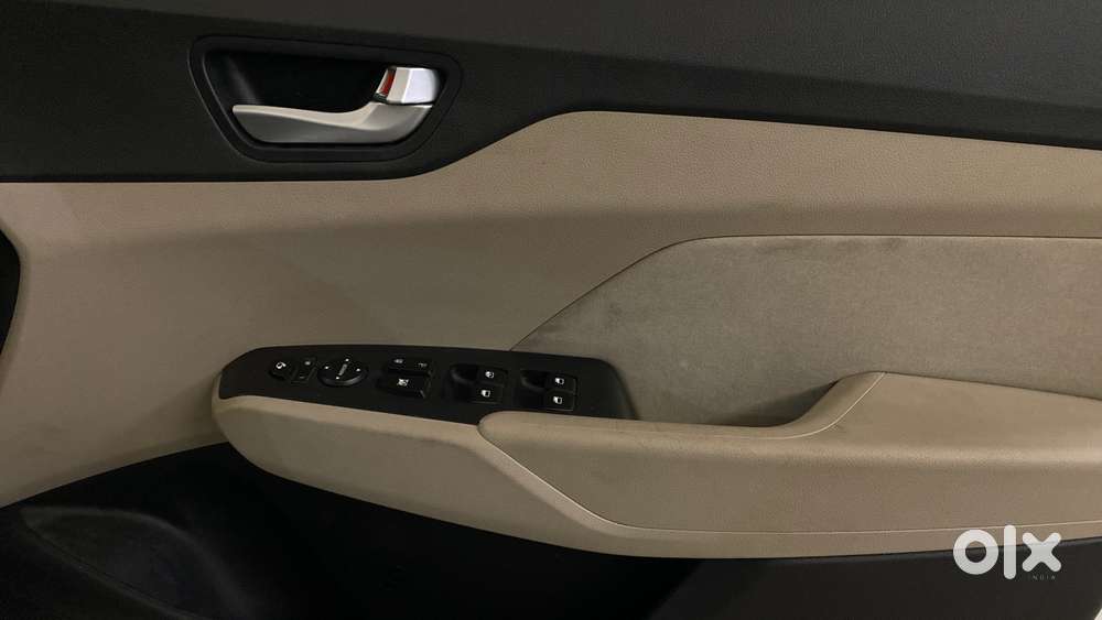 Hyundai Verna 1.6 Vtvt Sx, 2019, Petrol