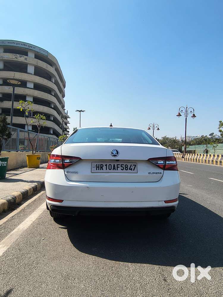 Skoda Superb Style 1.8, 2018, Petrol