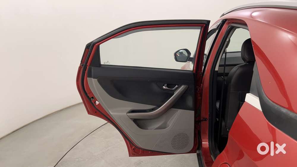 Tata Nexon 1.2 Revotron Xz Plus, 2019, Petrol