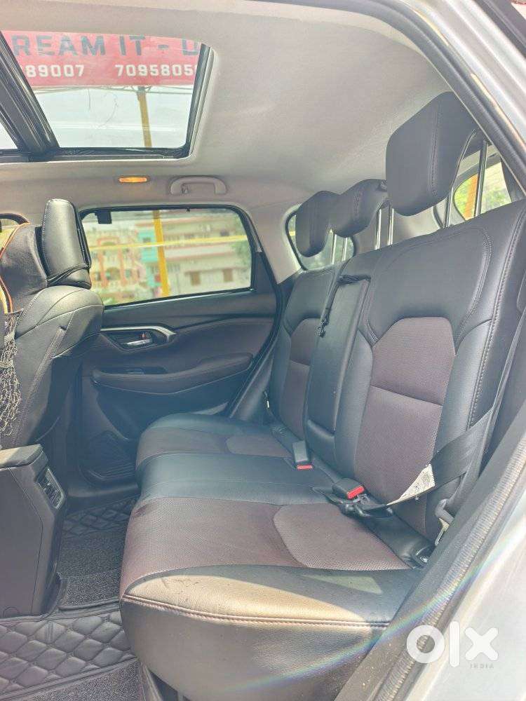Maruti Suzuki Grand Vitara 1.5 Alpha Smart Hybrid Allgrip, 2025, Cng..