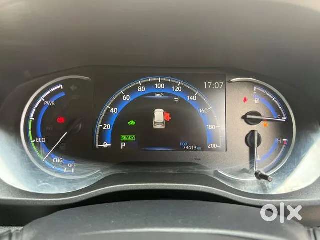 Toyota Innova Hycross 2.0 Vx Hybrid 7 Str, 2023, Petrol