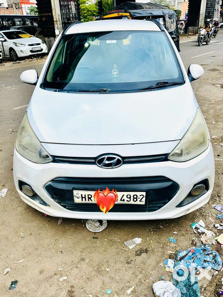 Hyundai Grand I10 Asta Option, 2013, Petrol