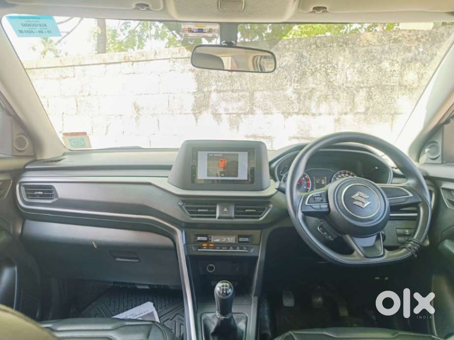 Maruti Suzuki Brezza 1.5 Vxi Smart Hybrid, 2023, Petrol
