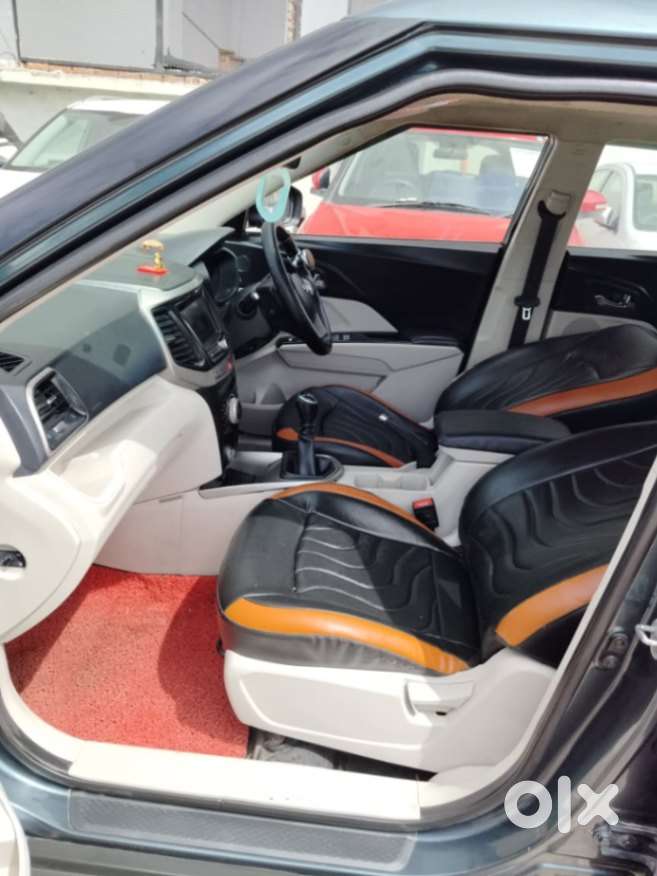 Mahindra Xuv300 W8 Diesel, 2021, Petrol