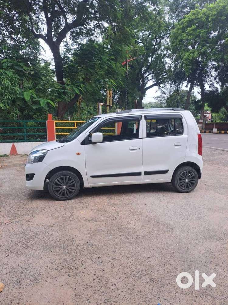 Maruti Suzuki Wagon R Vxi, 2016, Petrol