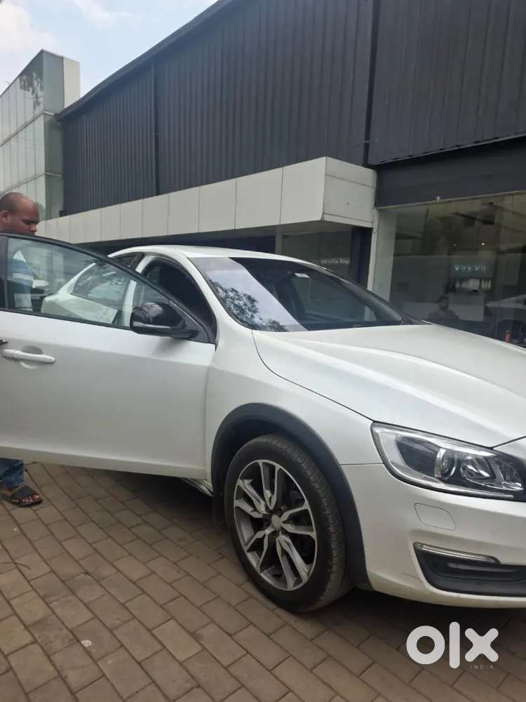 Volvo S60 2018 Diesel Well Maintained