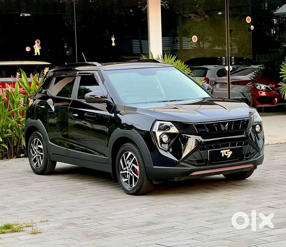 Mahindra Xuv 3xo Ax5 Ds Mt, 2025, Diesel