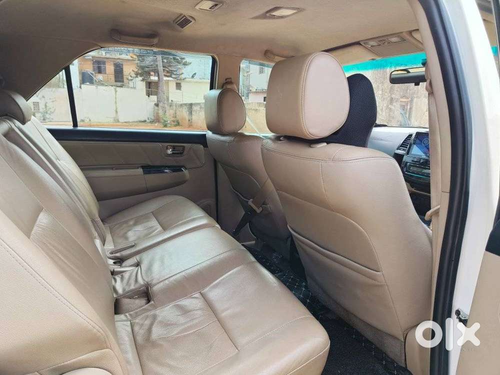 Toyota Fortuner 3.0 4x2 Automatic, 2016, Diesel