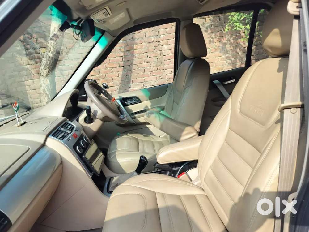Tata Safari Storme 2014 Diesel 100000 Km Driven