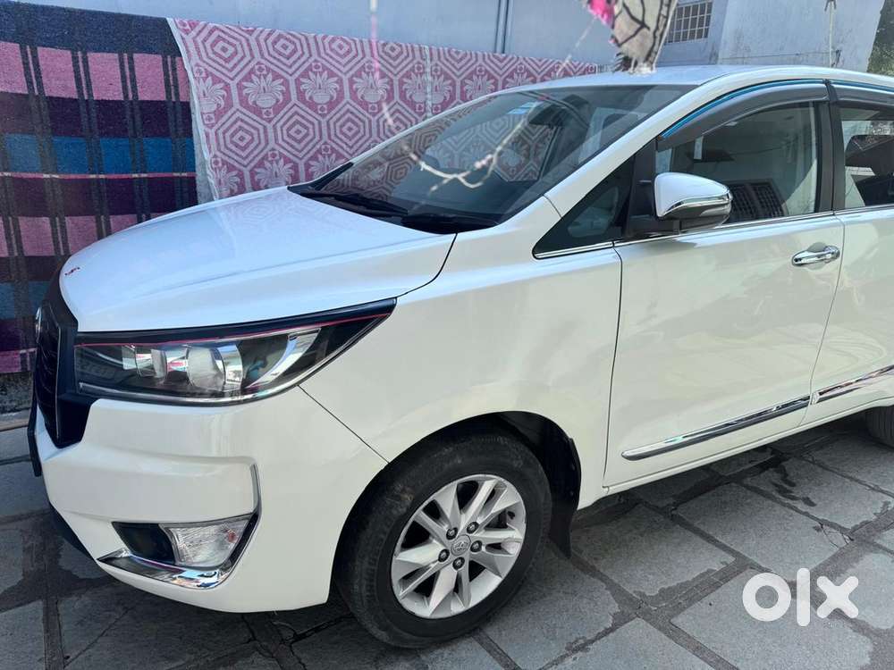 Toyota Innova Crysta 2018 Diesel Well Maintained