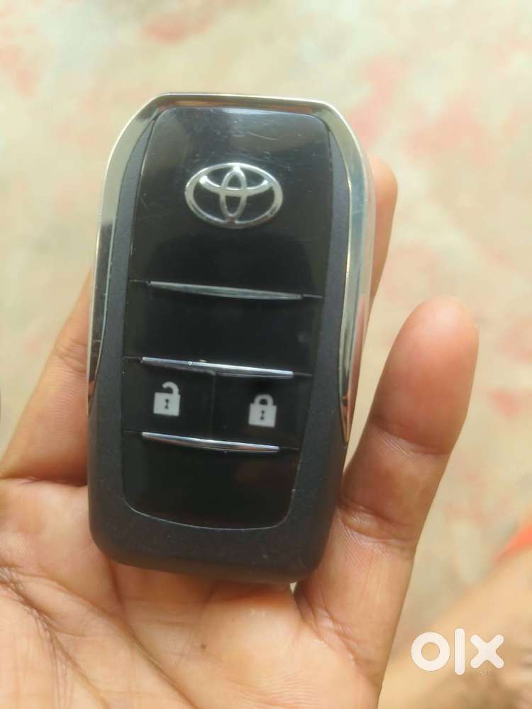Toyota Innova 2.5 G4 2016