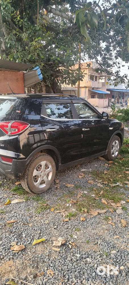 Mahindra Xuv300 1.2 W6 2022